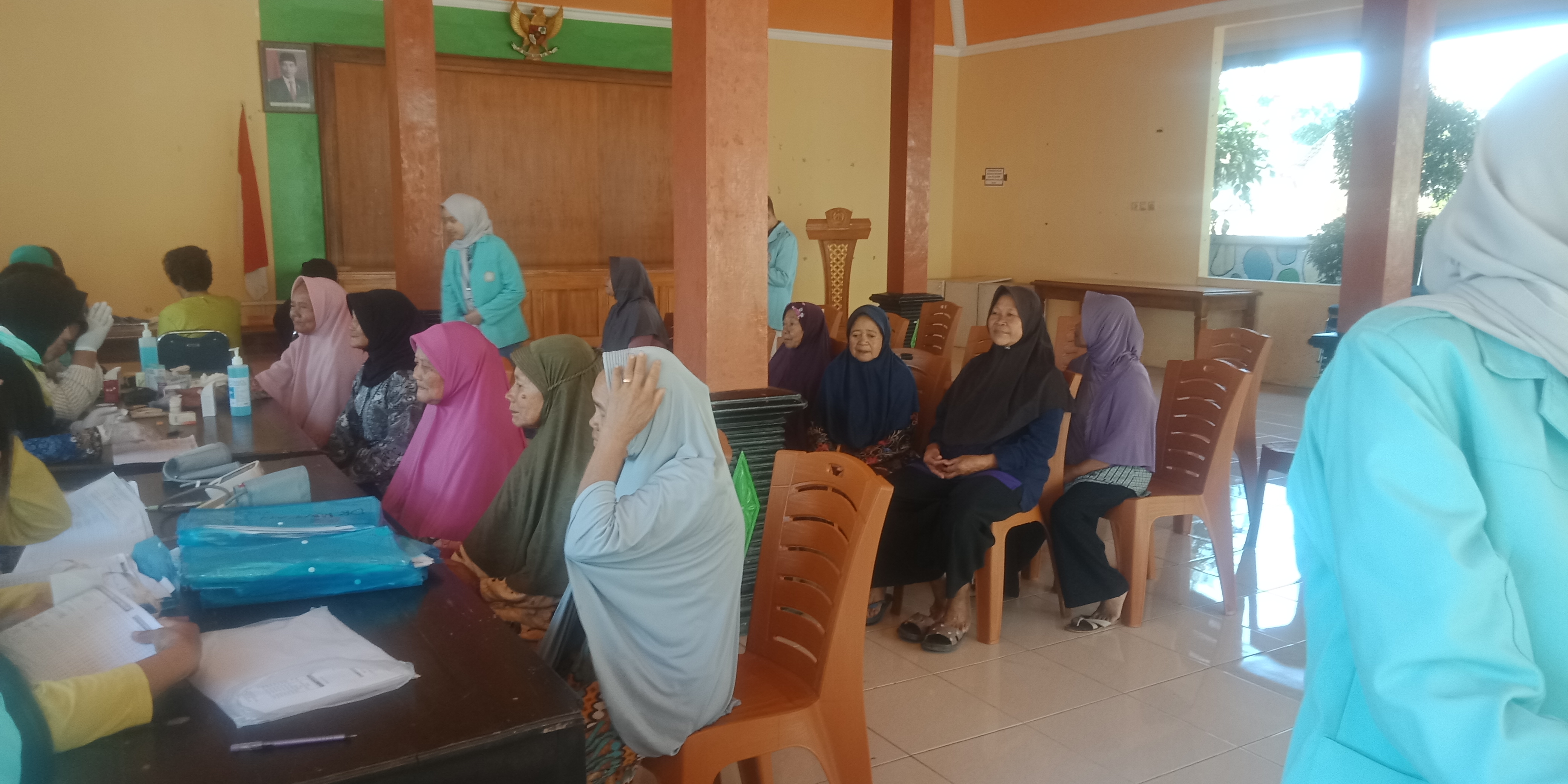 CUACA DINGIN EXTRIM LANDA MAGETAN PASIEN LAYANAN KESEHATAN POSBINDU SUMBERSAWIT TERIMA LONJAKAN PASIEN YANG CUKUP SIGNIFIKAN
