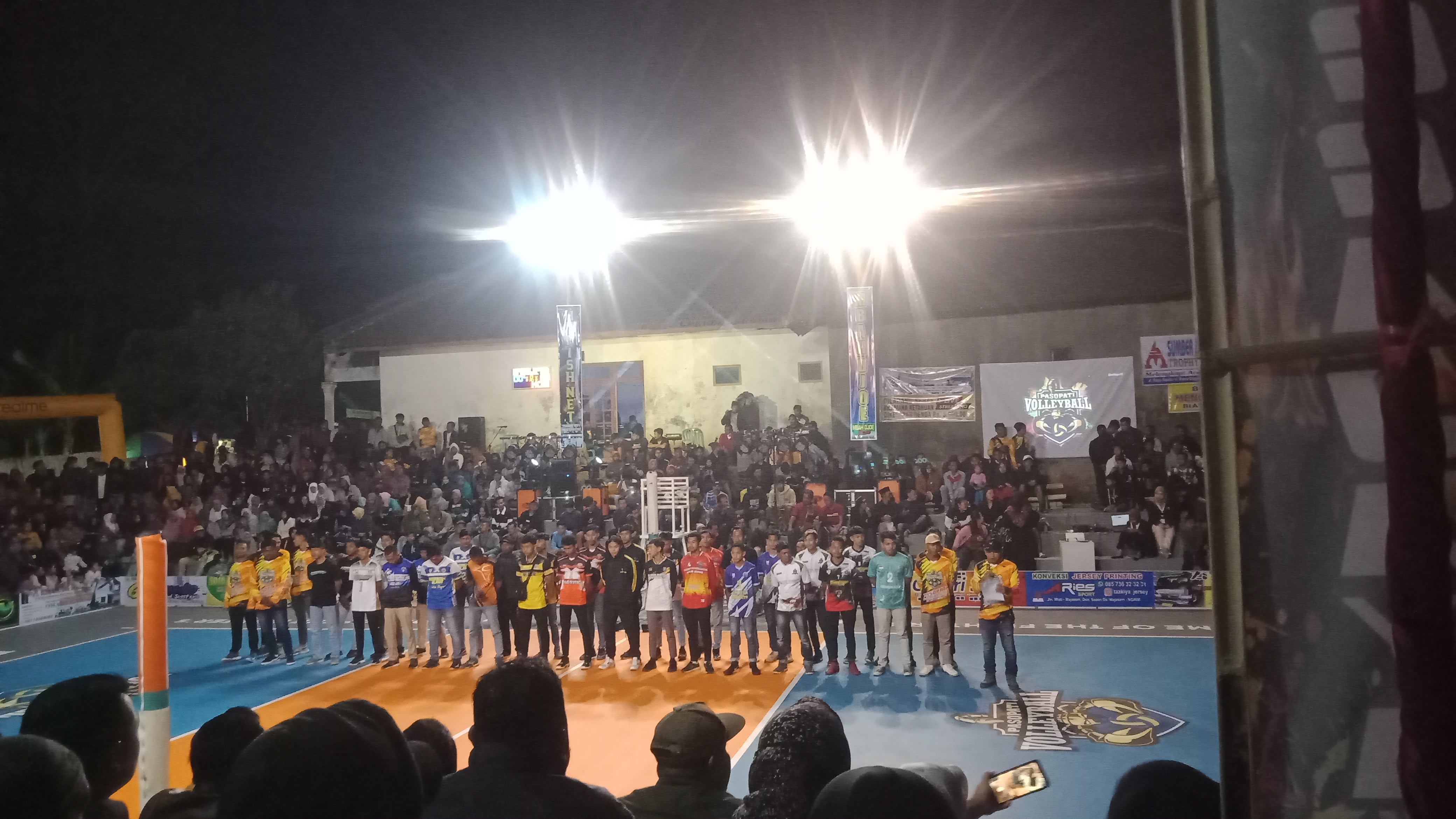 PEMBUKAAN TOURNAMEN BOLA VOLLEY REMAJA MANUNGGALCUP 2 HADIRKAN VOKALIS JAWA TIMUR